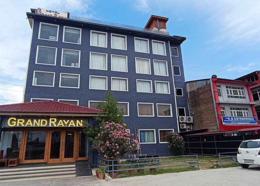 Jammu and Kashmir Srinagar Hotel Exterior