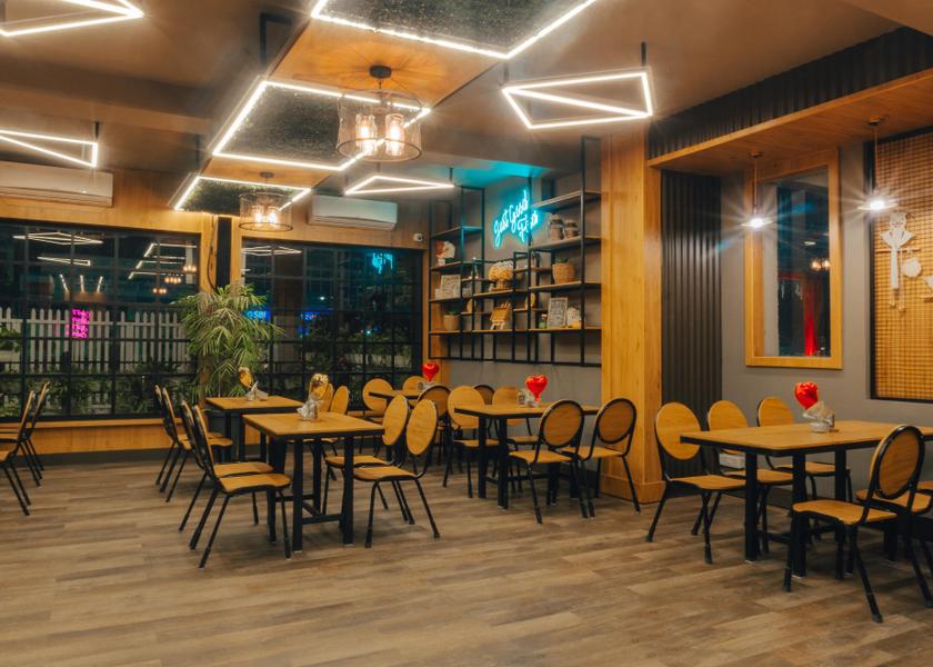 Madhya Pradesh Jabalpur Food & Dining