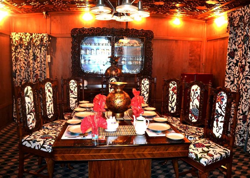 Jammu and Kashmir Srinagar Restaurant