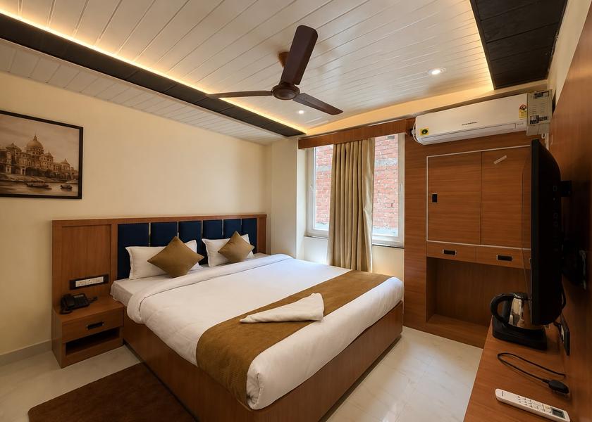 Bihar Patna DELUXE AC ROOM