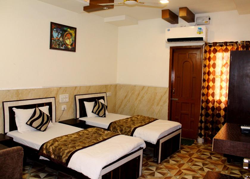 Punjab Bathinda Deluxe Room