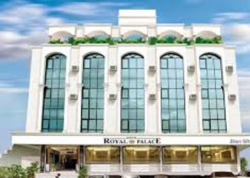 Maharashtra Jalgaon Hotel Exterior