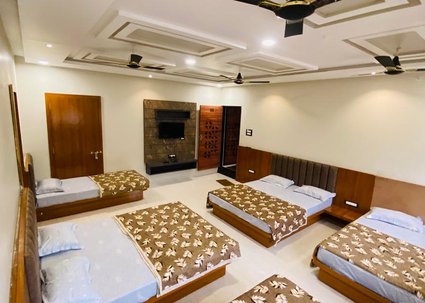 Madhya Pradesh Omkareshwar Dormitory Room