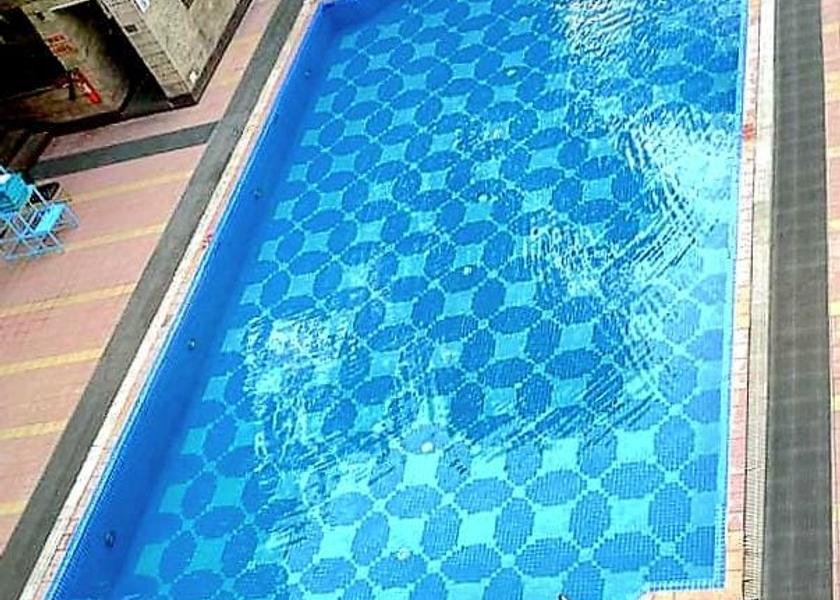 Delhi Delhi Pool