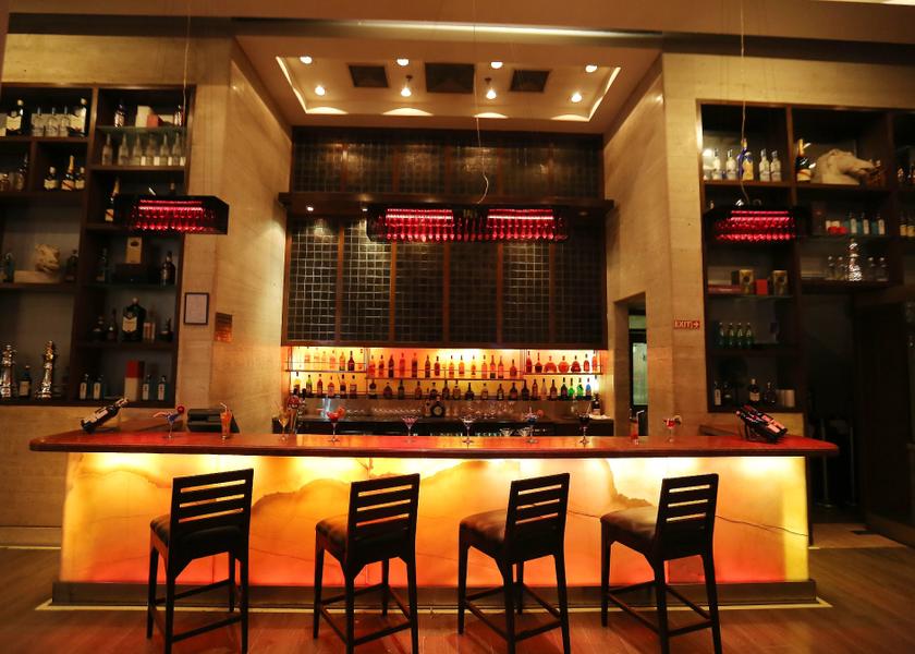 Delhi Delhi Bar