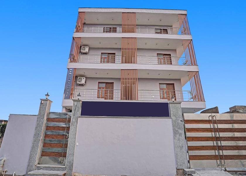 Uttar Pradesh Noida Facade
