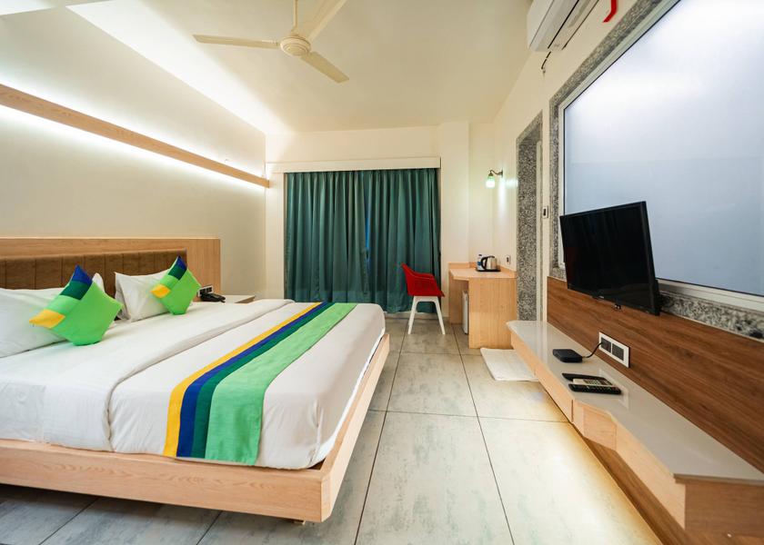 Maharashtra Nashik Deluxe Room