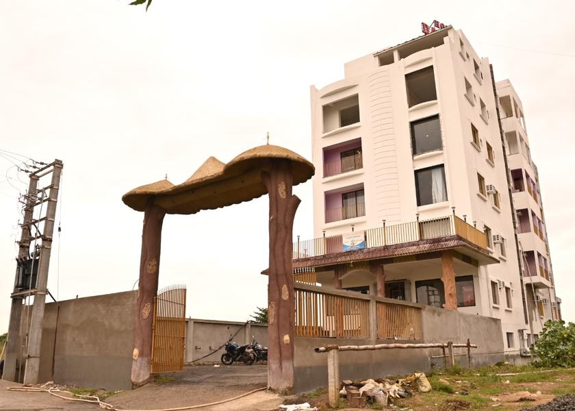 West Bengal Tarapith Hotel Exterior