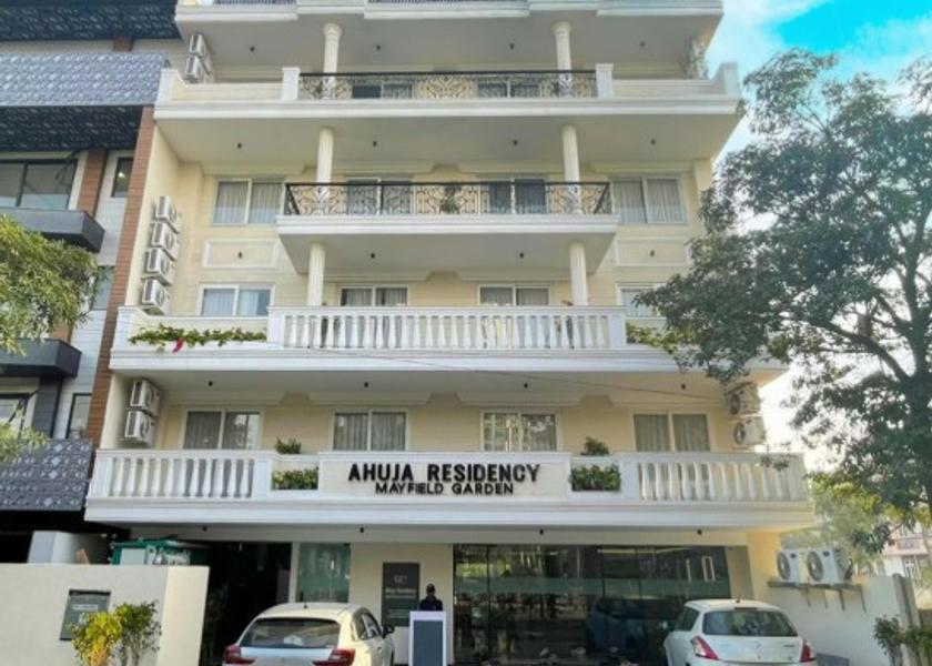 Haryana Gurugram Hotel Exterior