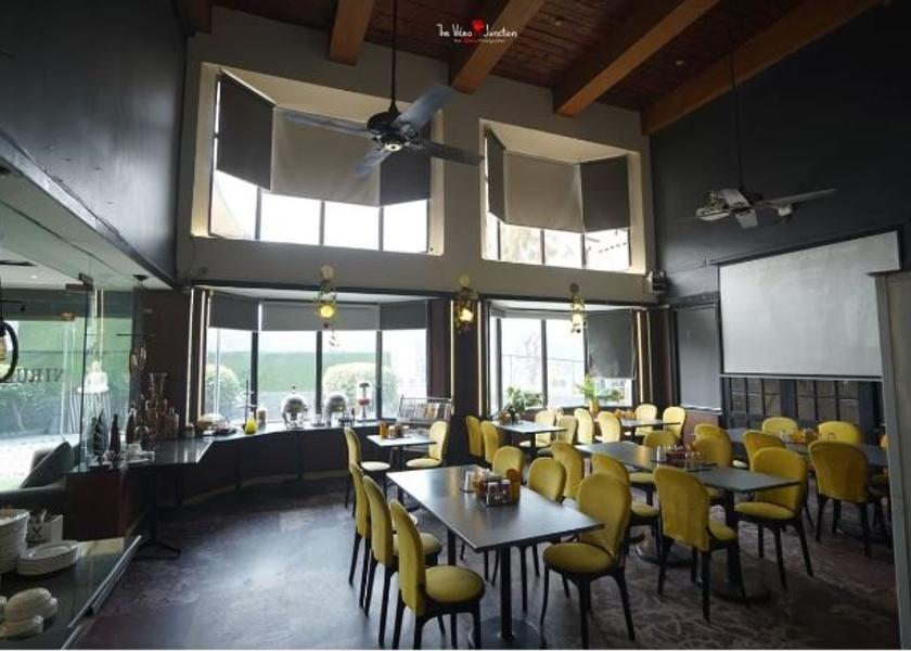 Uttar Pradesh Noida Food & Dining