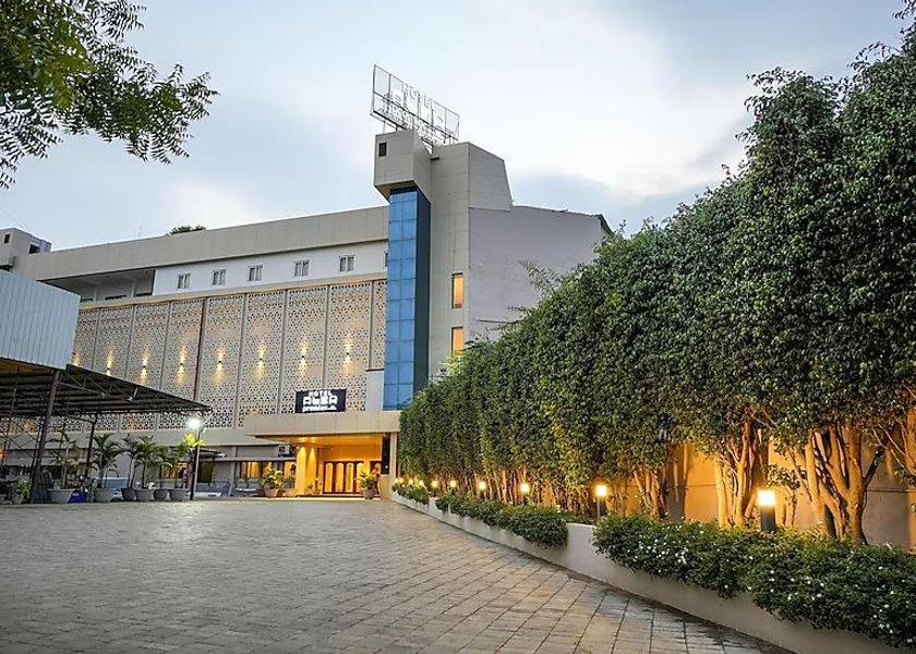 Maharashtra Kolhapur Hotel Exterior