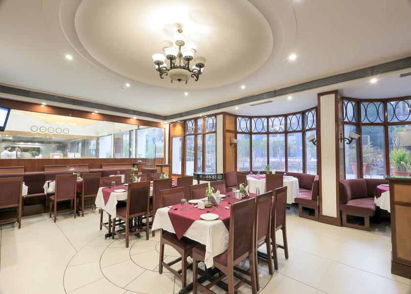 Gujarat Vadodara Food & Dining
