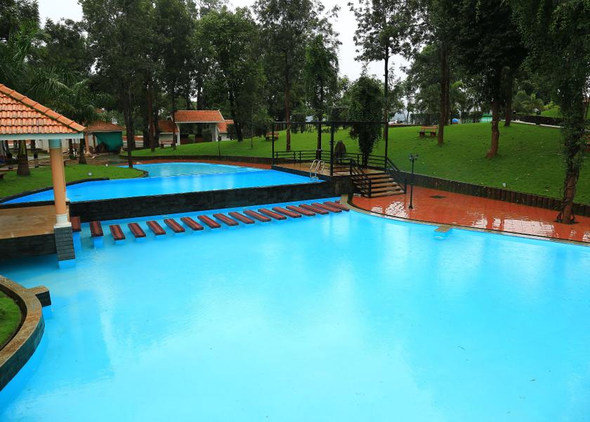 Tamil Nadu Mudumalai Pool