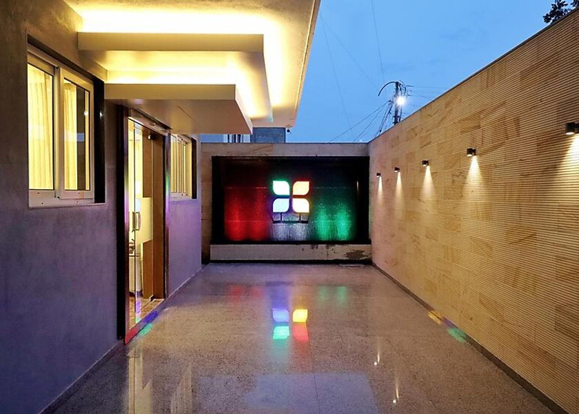 Maharashtra Akkalkot Public Areas