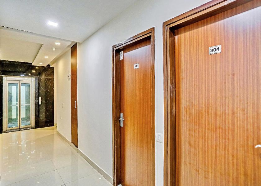 Uttar Pradesh Noida Lobby