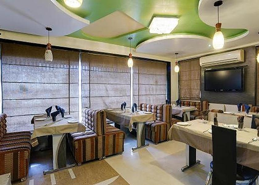 Gujarat Ahmedabad Food & Dining