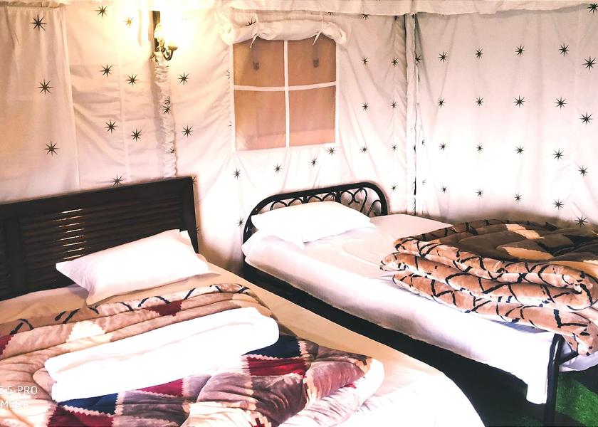 Uttarakhand Mukteshwar Bed
