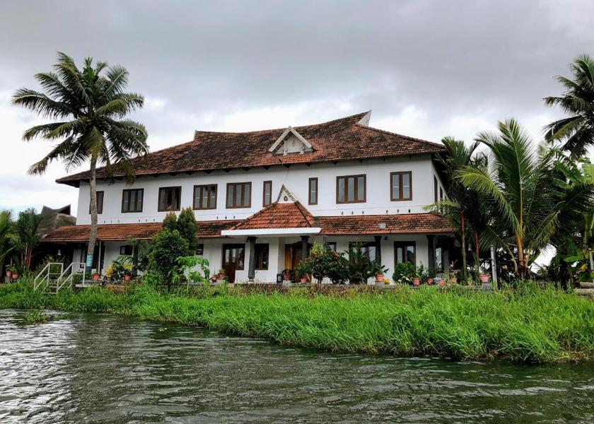 Kerala Alleppey Hotel Exterior