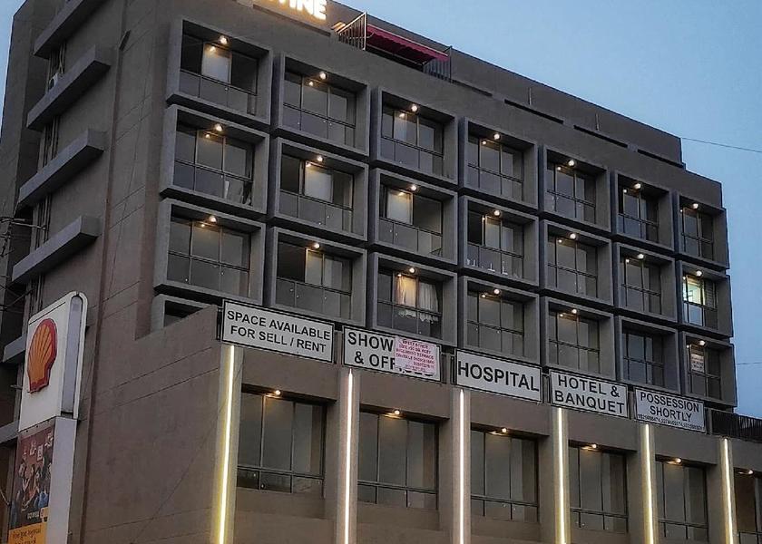 Gujarat Ahmedabad Hotel Exterior