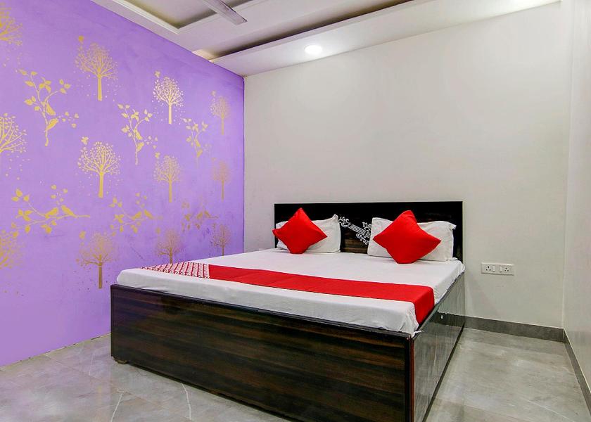 Delhi Delhi Deluxe Double or Twin