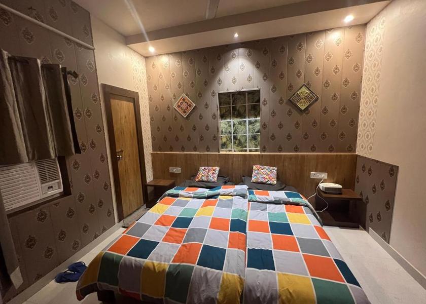Uttar Pradesh Lucknow Standard Room
