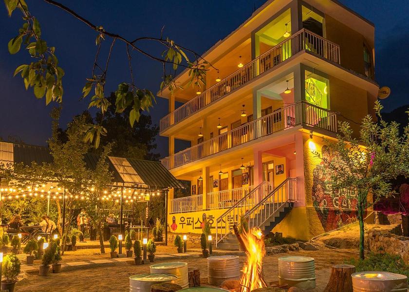 Himachal Pradesh Manali Hotel Exterior
