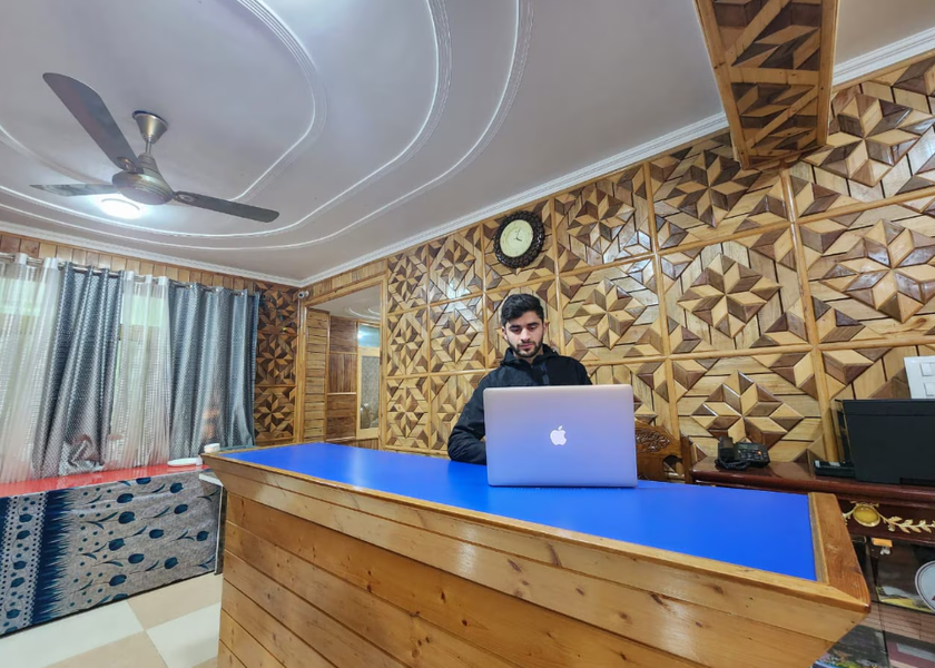 Jammu and Kashmir Srinagar Public Areas