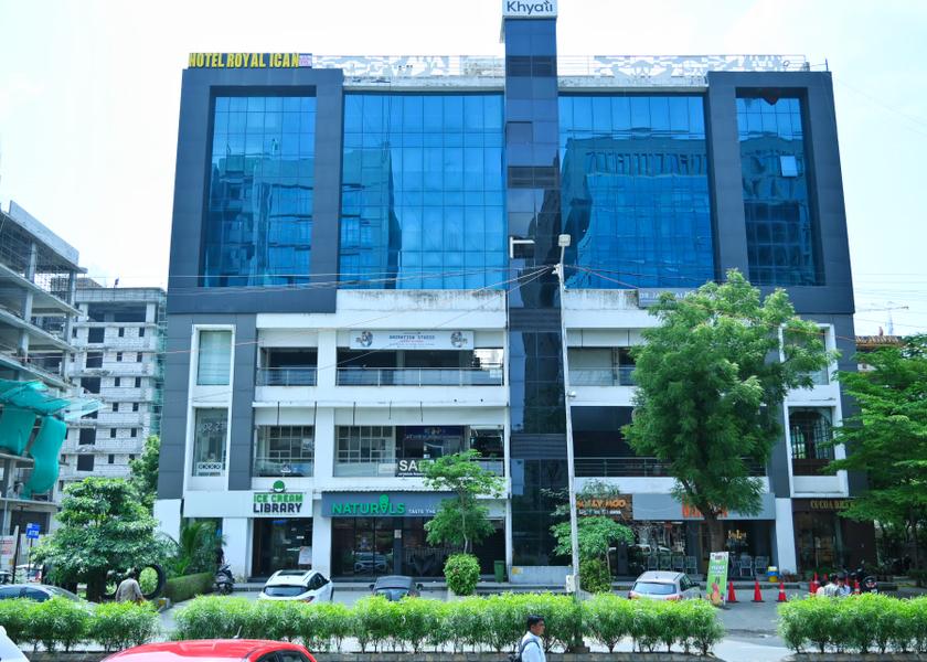Gujarat Ahmedabad Hotel Exterior