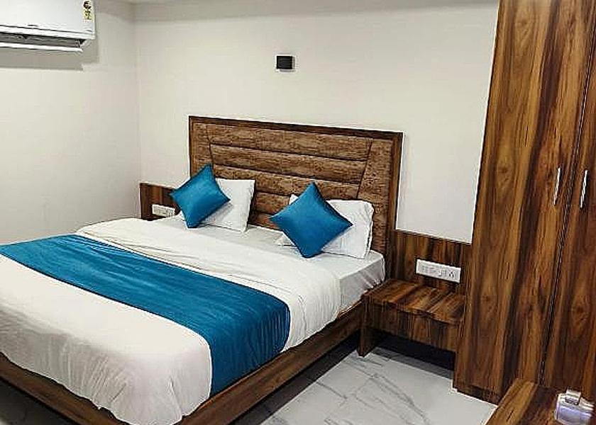 Gujarat Ahmedabad Deluxe Room 