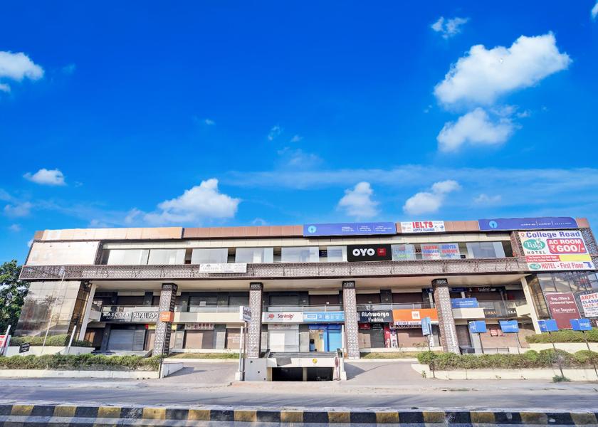 Gujarat Nadiad Hotel Exterior