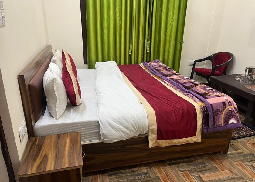 Uttarakhand Bhimtal Deluxe Family Room