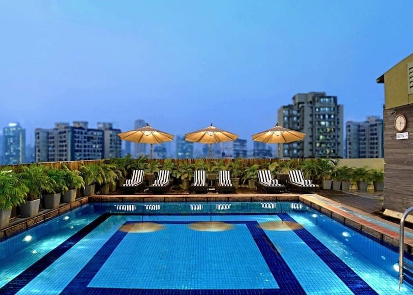 Maharashtra Mumbai Outdoor pool