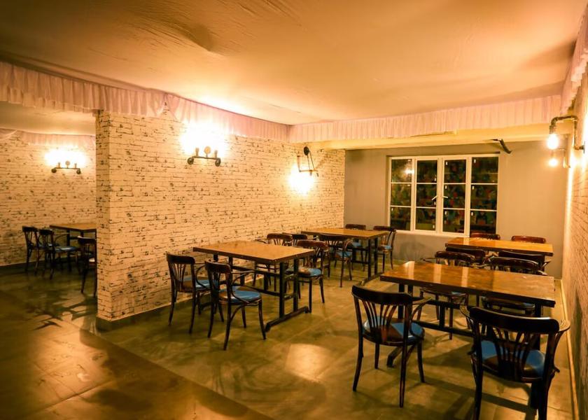 Kerala Thiruvananthapuram Food & Dining