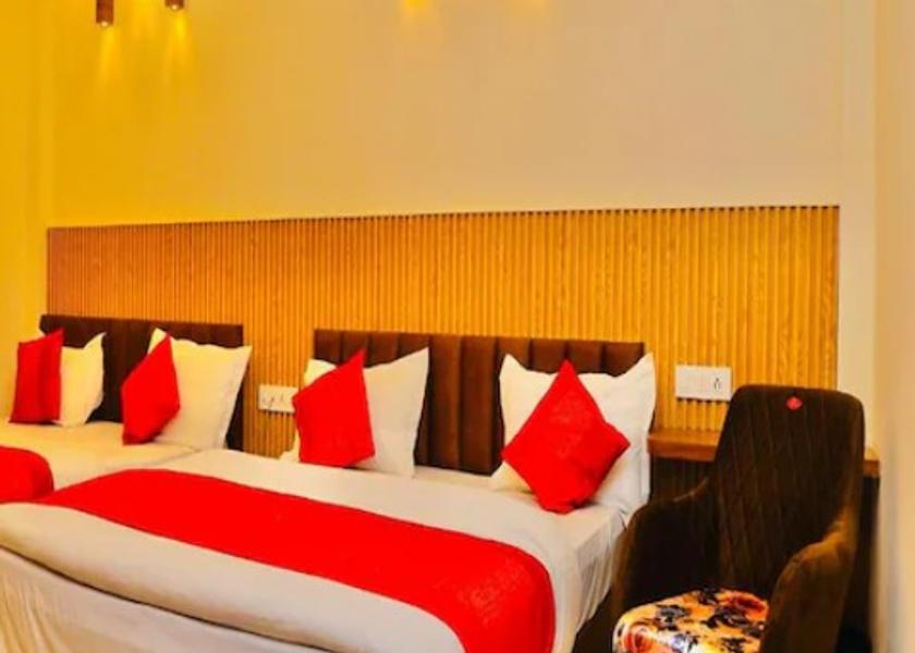 Punjab Amritsar Family Suite ( 2 Double Beds)
