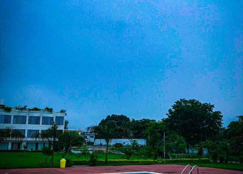Madhya Pradesh Khajuraho Swimming pool