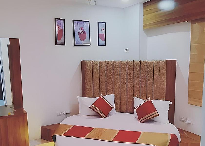 Gujarat Ahmedabad Bedroom