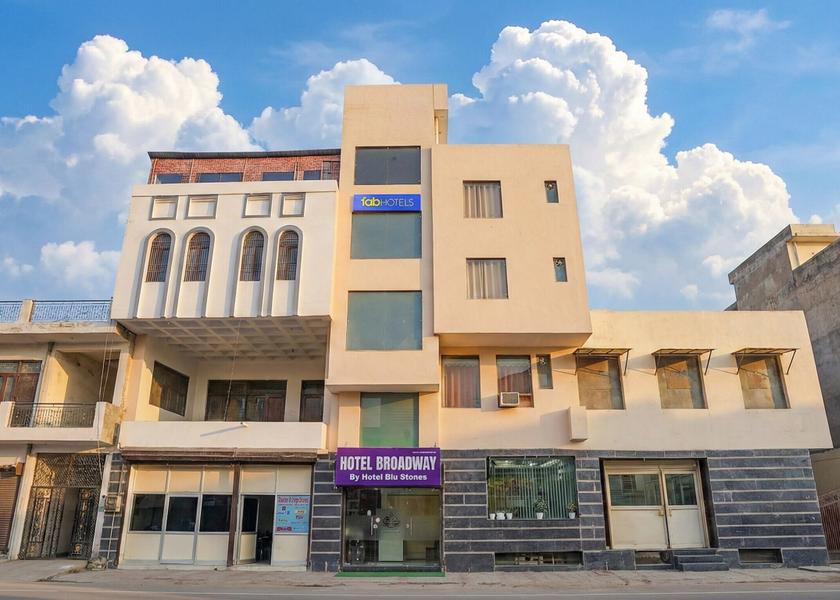 Delhi Delhi Hotel Exterior