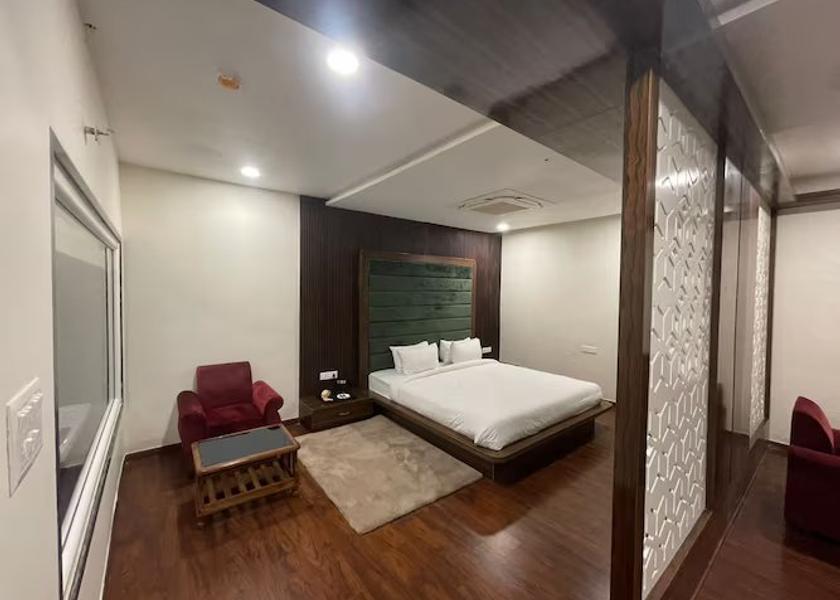 Madhya Pradesh Burhanpur PRESIDENT SUITS ROOM