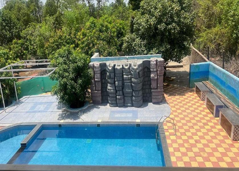 Maharashtra Karjat Swimming pool
