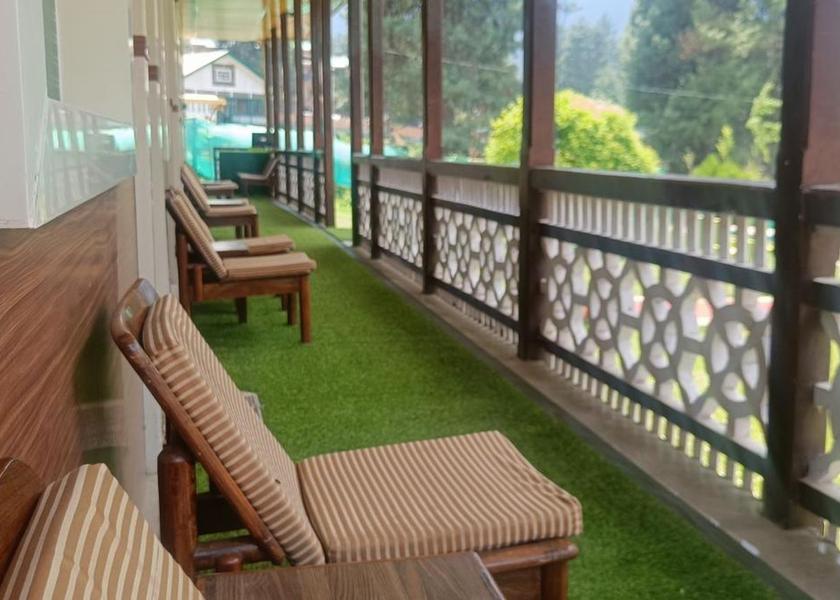 Jammu and Kashmir Pahalgam Balcony/terrace