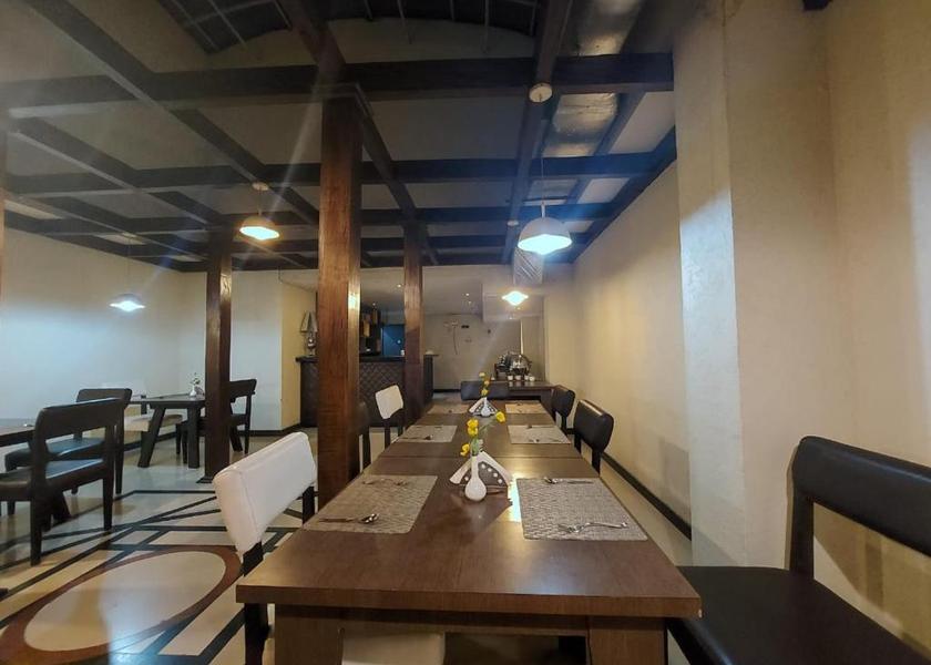 West Bengal Siliguri Food & Dining