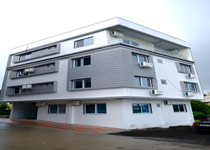 Gujarat Rajpipla Hotel Exterior