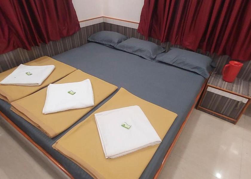 Maharashtra Shirdi 1025