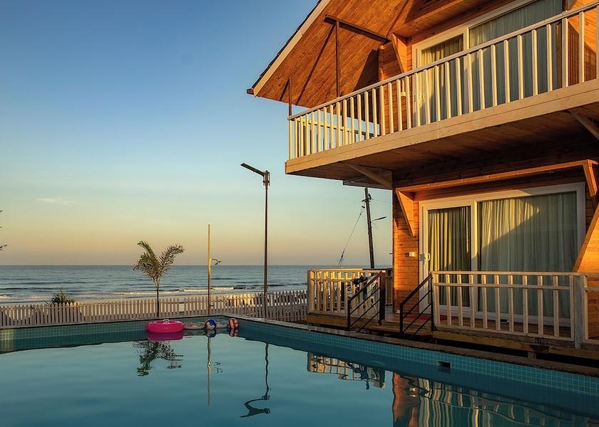 Goa Morjim Deluxe Cottage