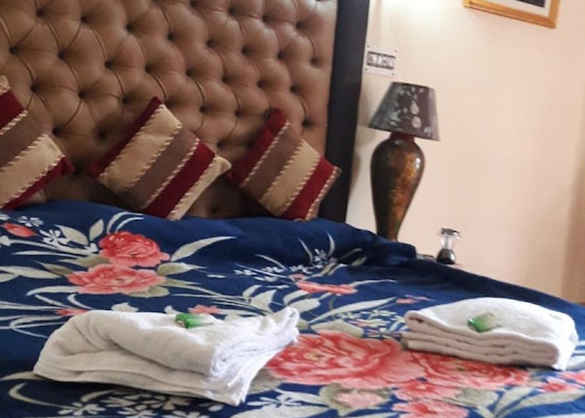 Jammu and Kashmir Srinagar Room