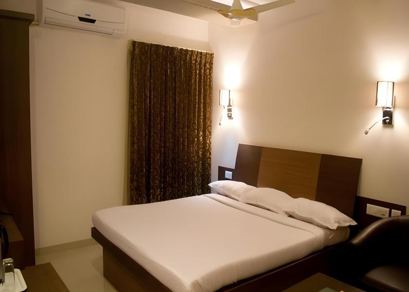 Tamil Nadu Tirupur Executive Room