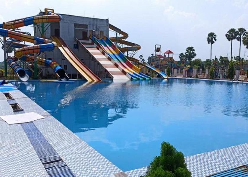 Bihar Bodh Gaya Swimming pool