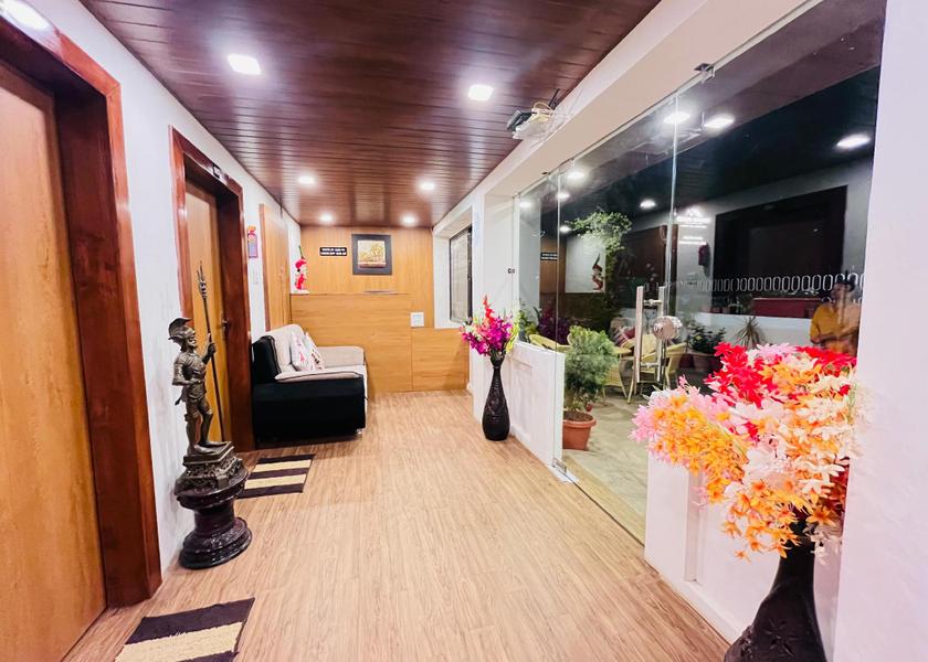 Rajasthan Mount Abu Lobby