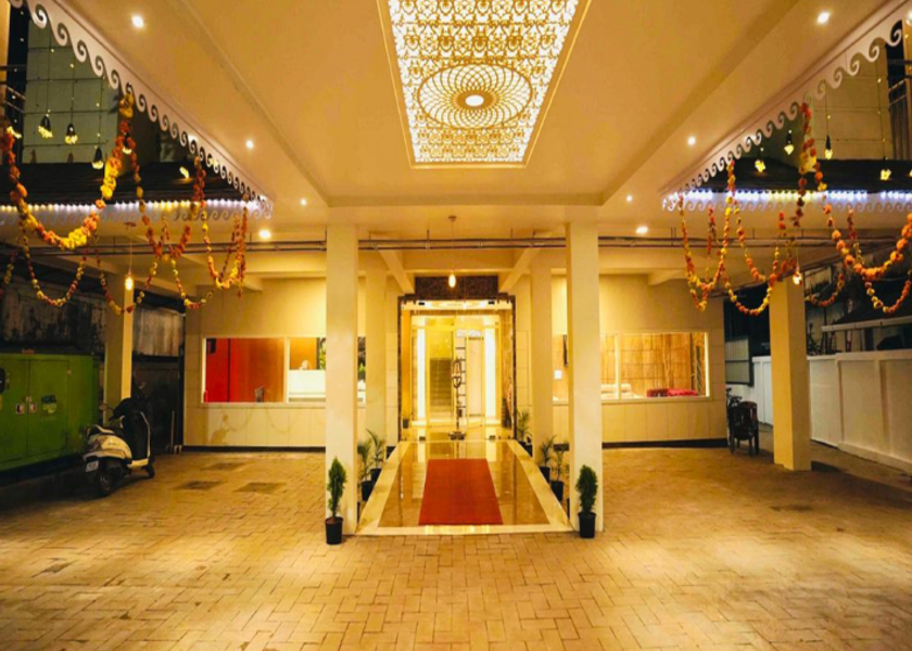 Kerala Guruvayur Public Areas