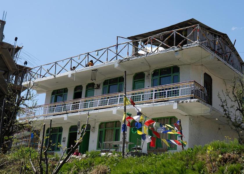 Himachal Pradesh Manali Hotel Exterior